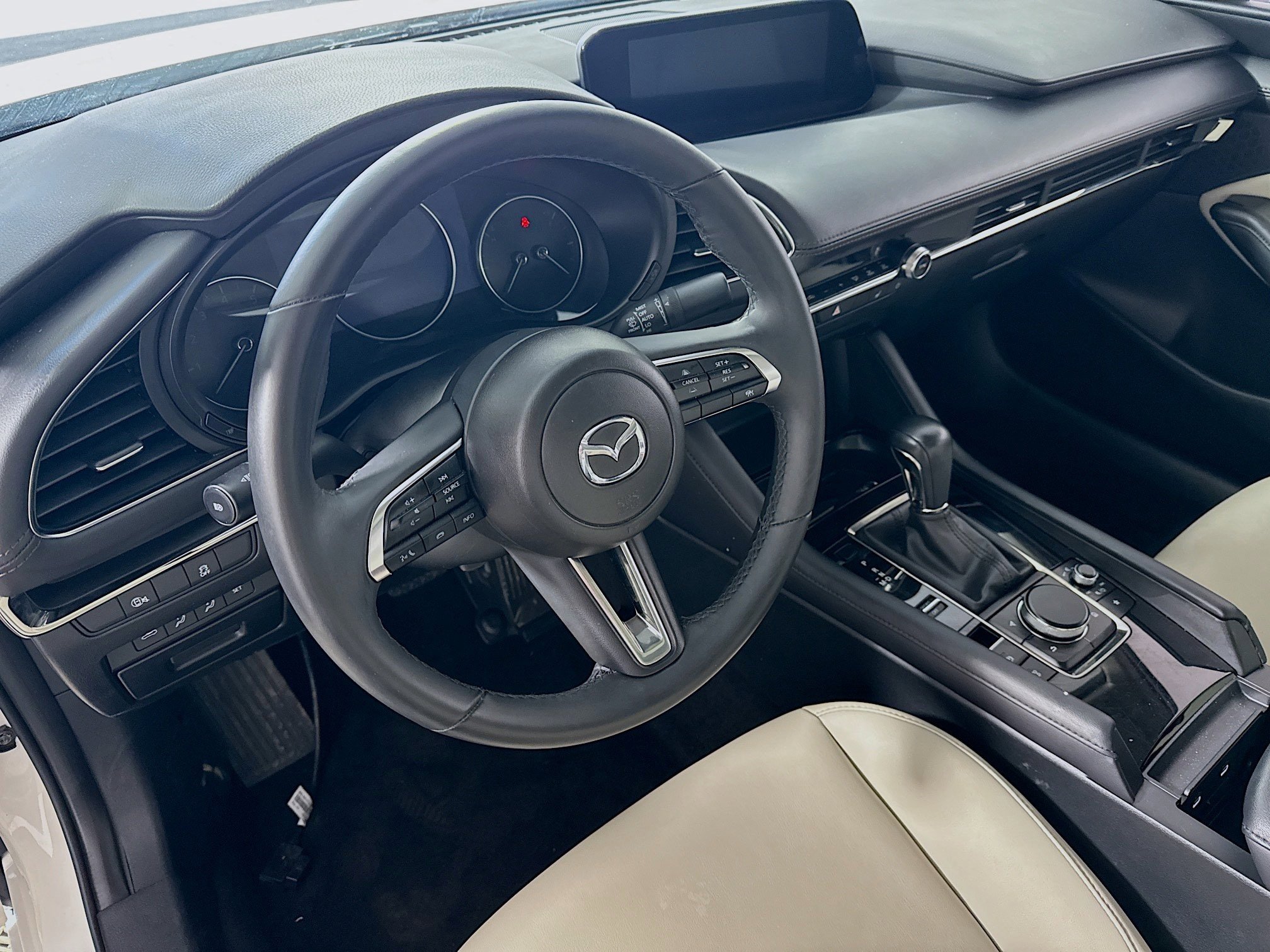 Used 2025 MAZDA MAZDA3 s FWD image 13