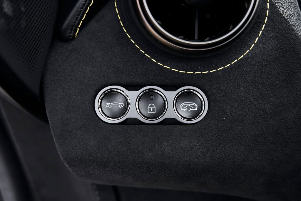 Used 2021 McLaren 720S Luxury RWD image 46