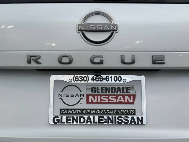 Certified 2025 Nissan Rogue SV AWD/4WD image 12