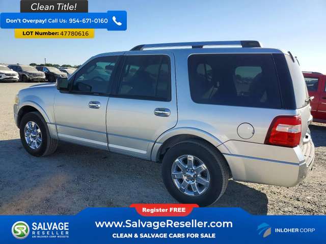 Used 2011 Ford Expedition XLT image 3