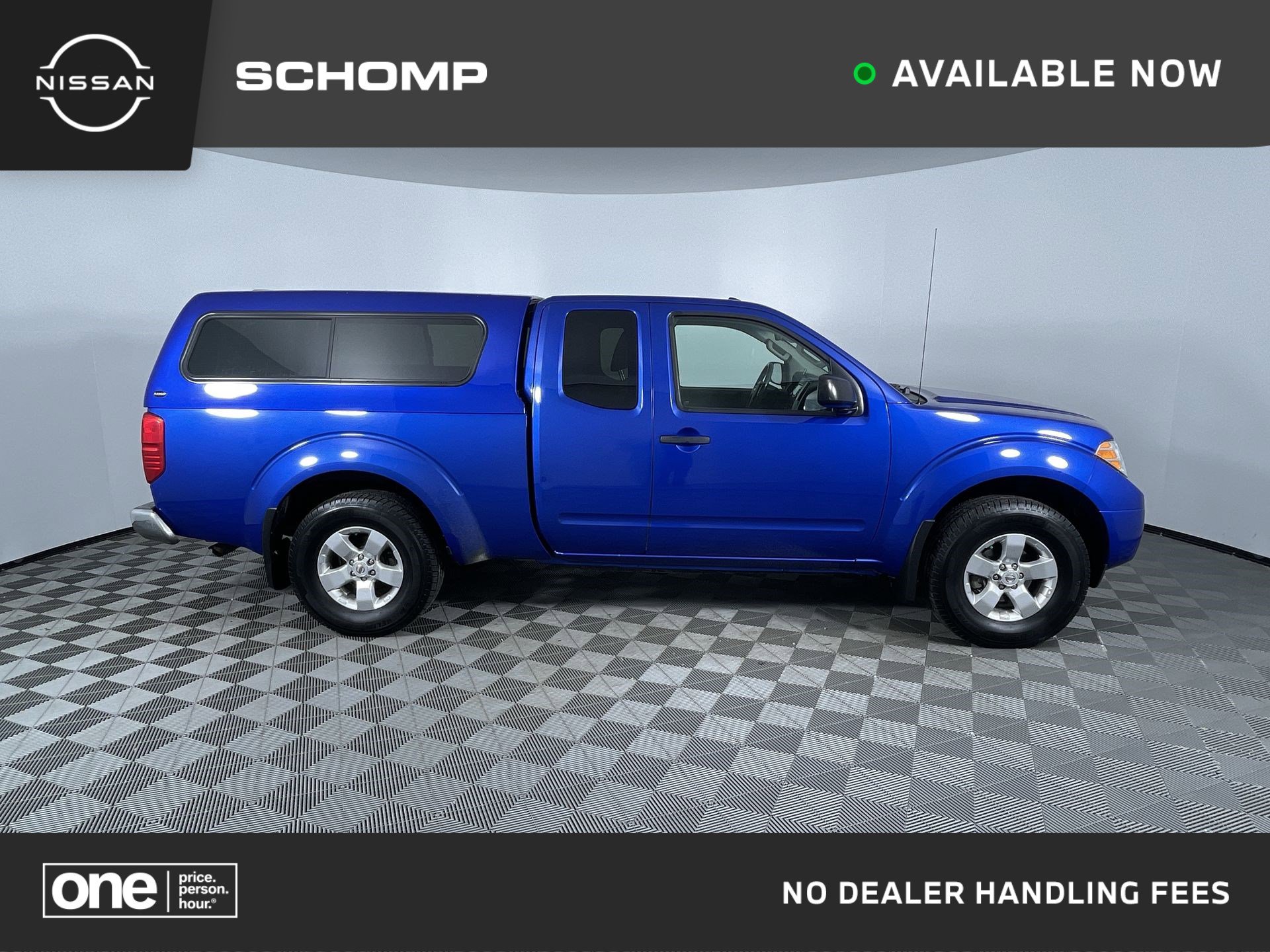 Used 2013 Nissan Frontier SV image 1