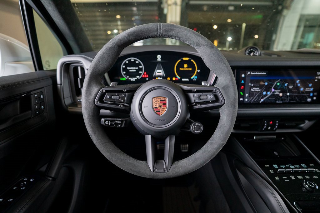 New 2026 Porsche Cayenne GTS image 19