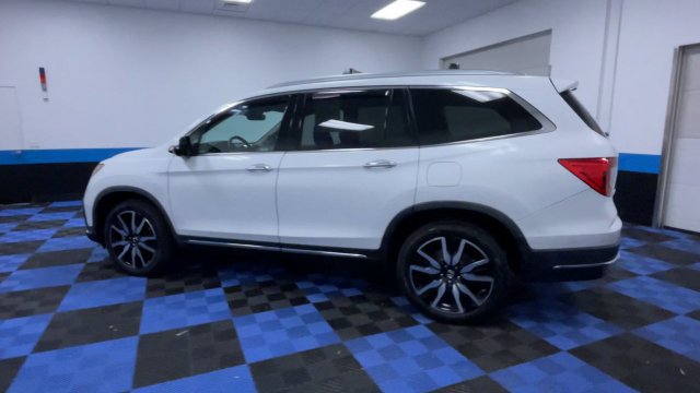 Certified 2020 Honda Pilot Touring image 6