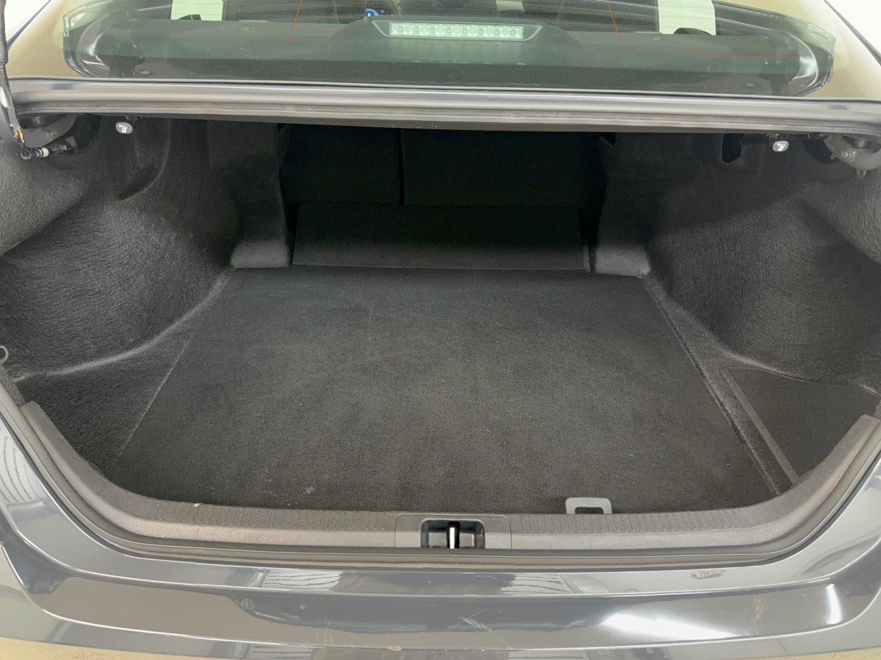 Used 2025 Toyota Camry LE FWD image 28