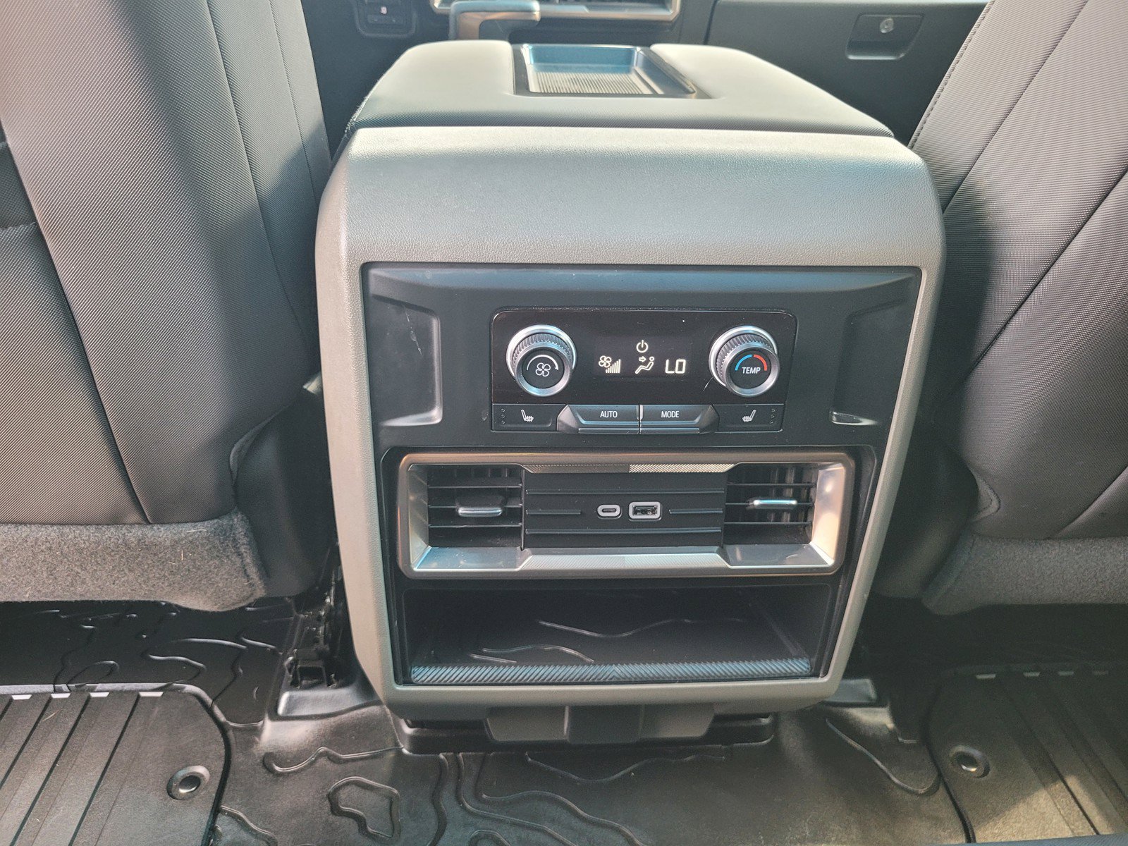 Used 2025 GMC Hummer EV 2X AWD/4WD image 13