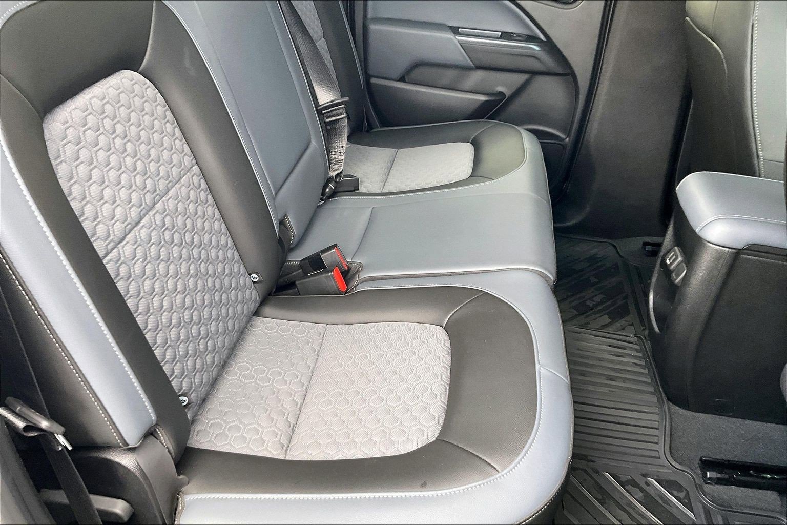 Used 2021 Chevrolet Colorado Z71 w/ Safety Package image 19