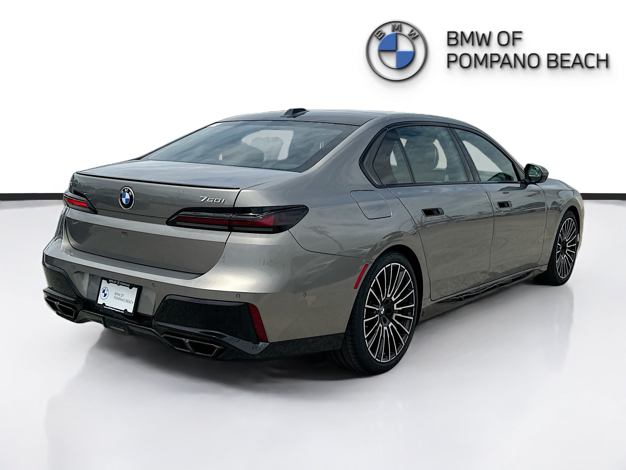 New 2026 BMW 760i xDrive w/ Executive Package AWD/4WD image 6