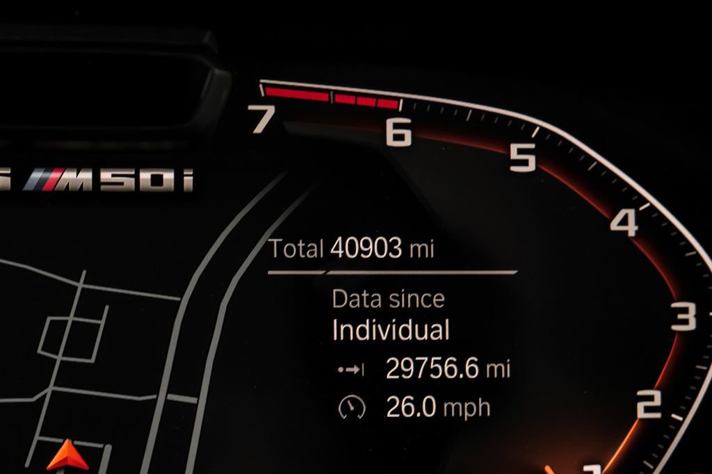 Used 2022 BMW X5 M50i w/ Executive Package image 18