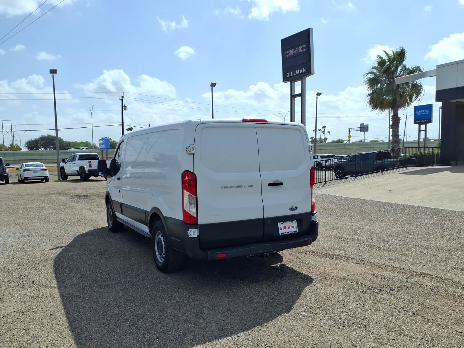 Used 2017 Ford Transit 150 130 Low Roof RWD image 6