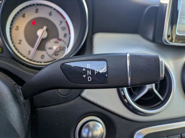 Used 2015 Mercedes-Benz GLA 250 image 11