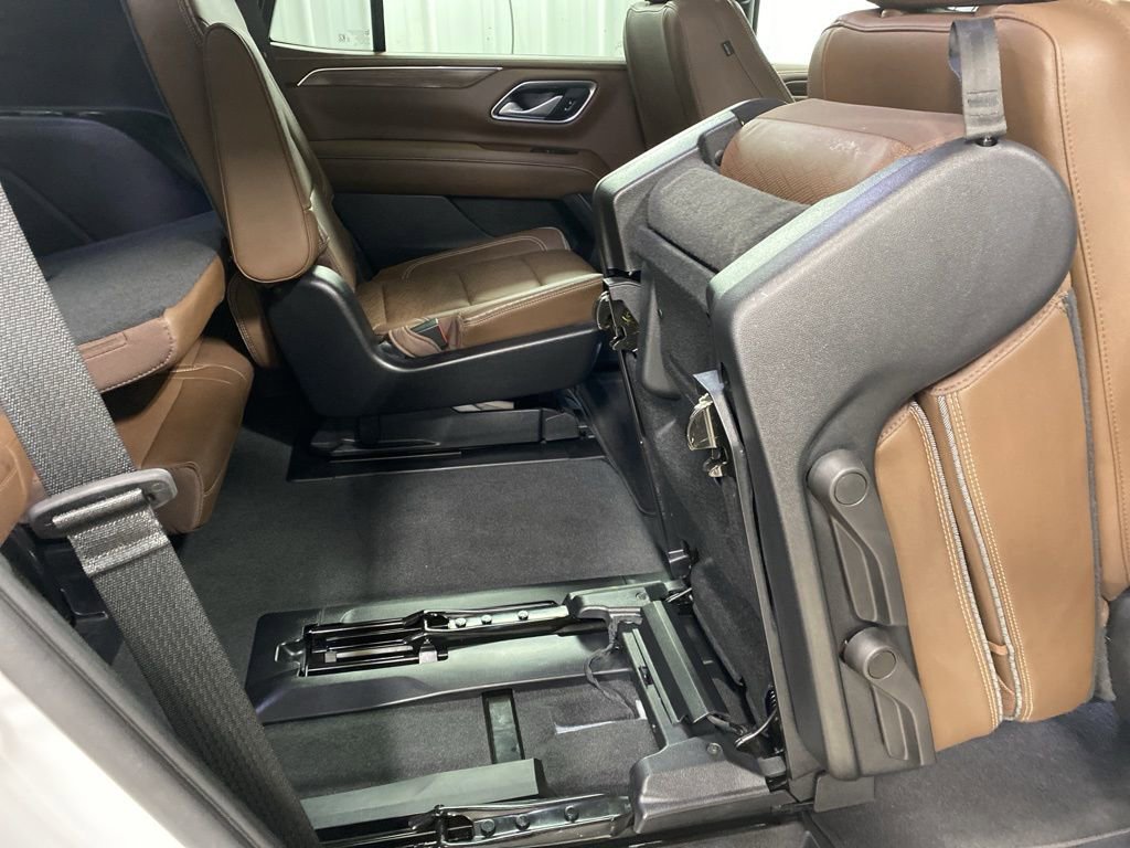 Used 2022 Chevrolet Tahoe High Country AWD/4WD image 31