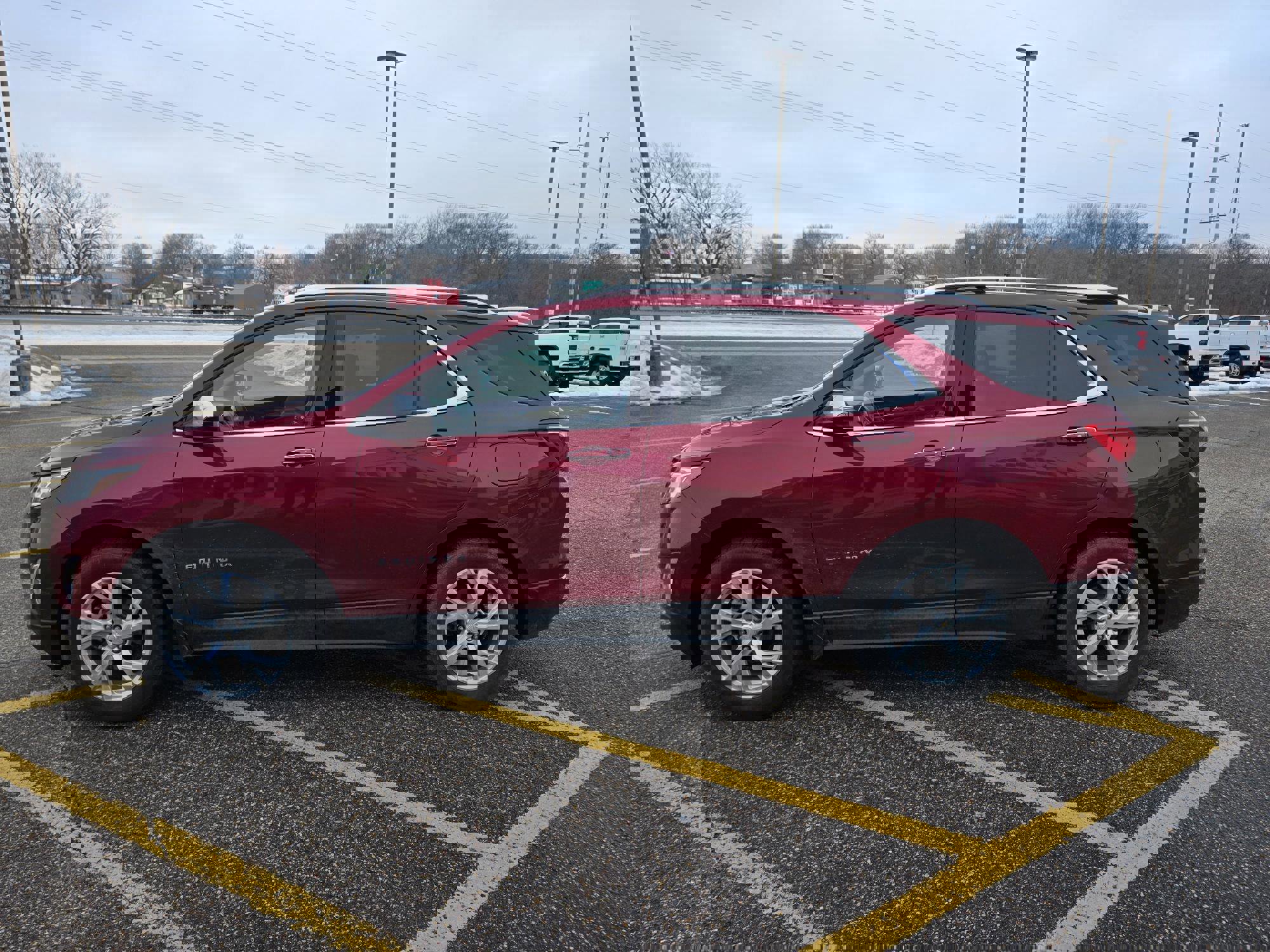 Used 2018 Chevrolet Equinox Premier image 2