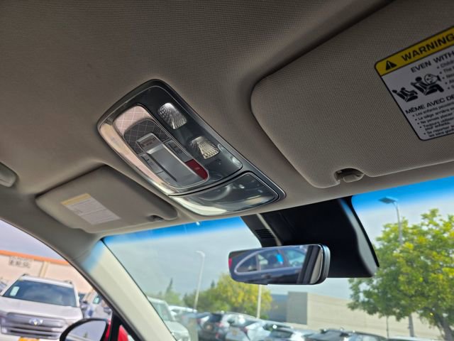 Used 2025 Genesis GV70 2.5T image 12