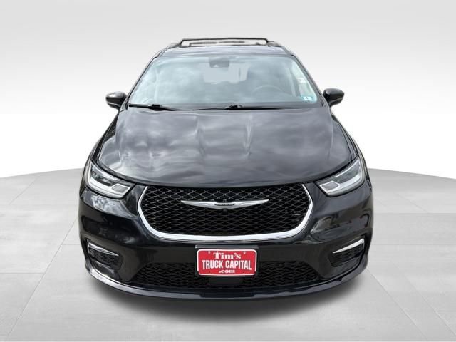 Used 2022 Chrysler Pacifica Touring-L FWD image 8