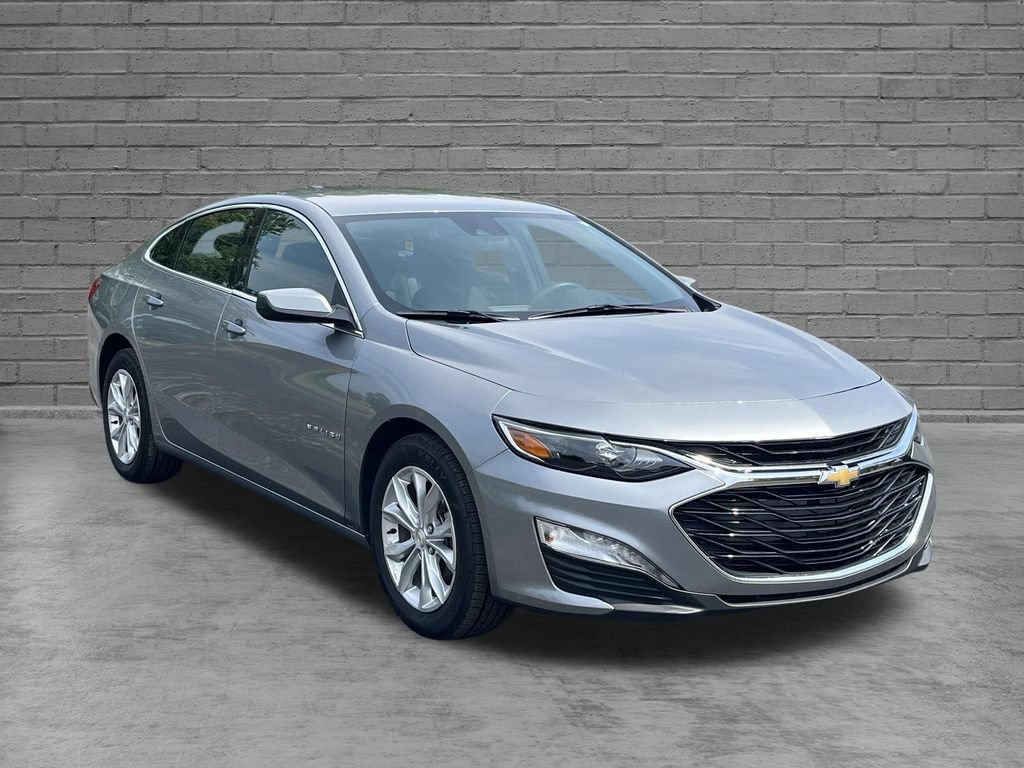 Used 2025 Chevrolet Malibu LT