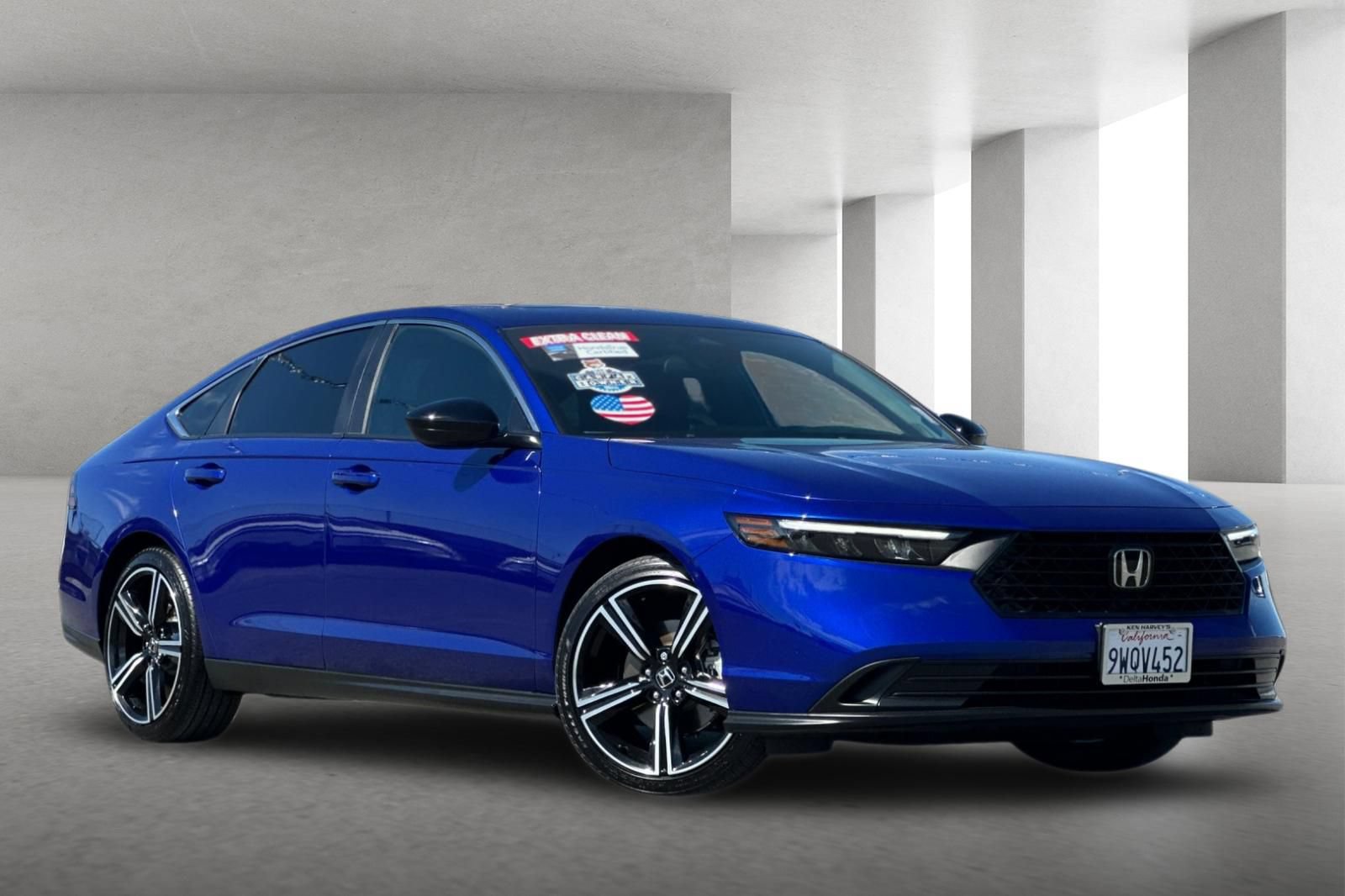 Used 2025 Honda Accord Sport image 1