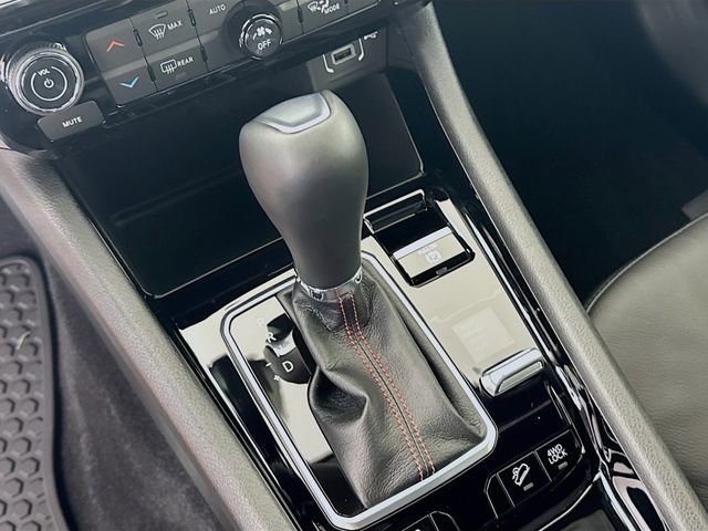 New 2026 Jeep Compass Trailhawk w/ Sun, Sound & Navigation Group image 17