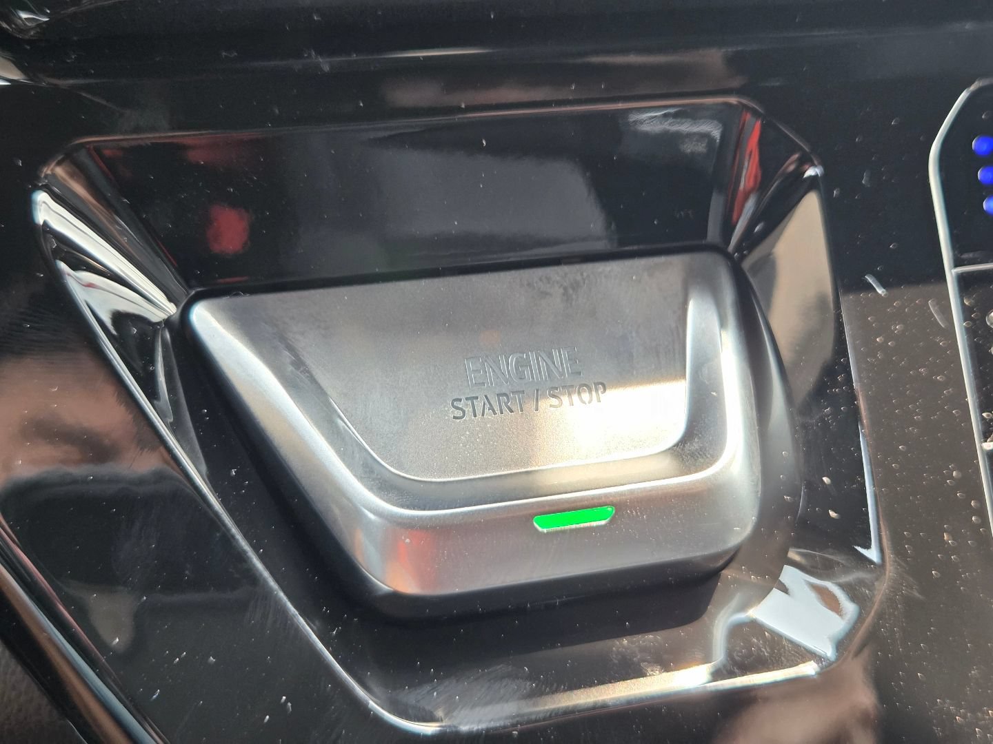 New 2026 GMC Sierra 2500 AT4 AWD/4WD image 36