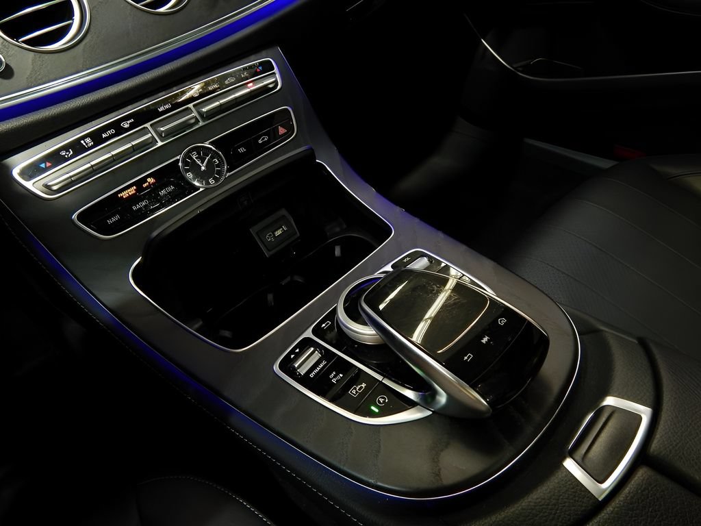 Used 2019 Mercedes-Benz E 300 4MATIC w/ Premium 1 Package image 21