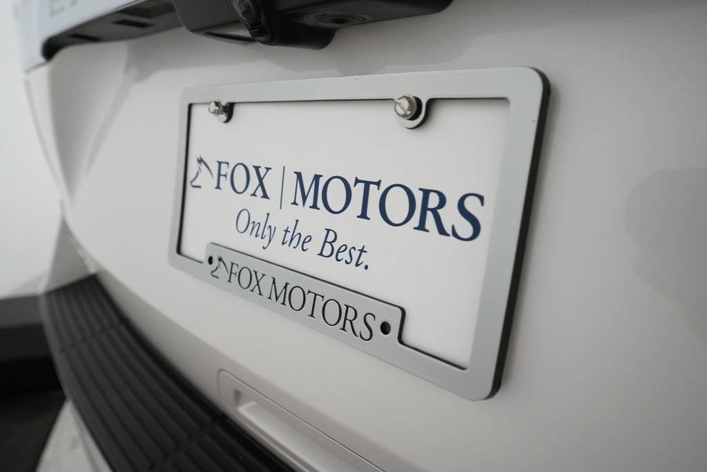 Used 2018 Ford Expedition Limited w/ Equipment Group 301A AWD/4WD image 37