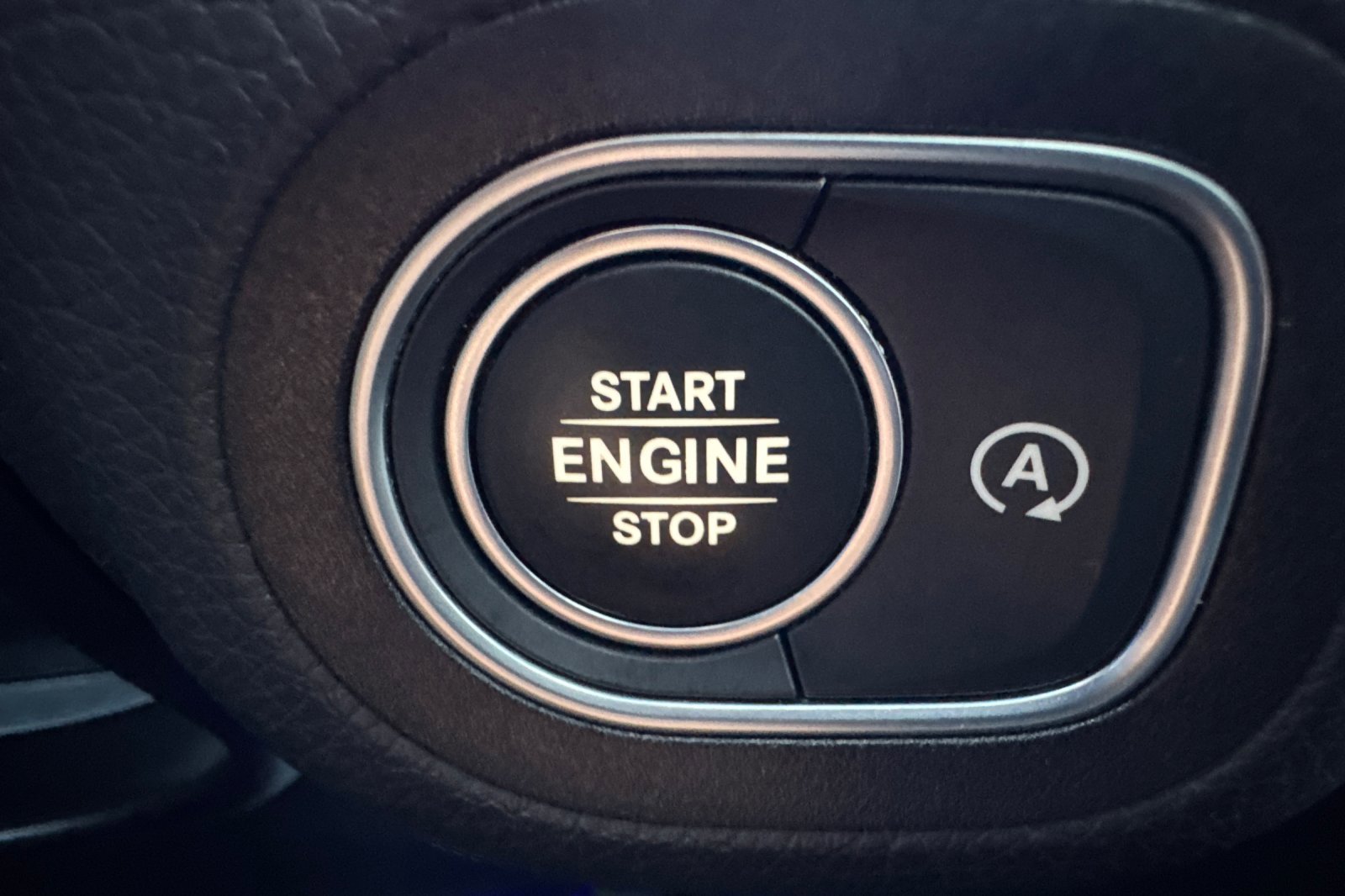 Certified 2022 Mercedes-Benz GLE 350 4MATIC w/ Premium Package image 23