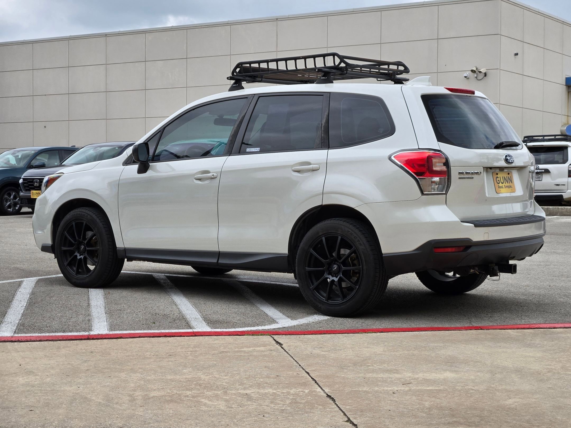 Used 2018 Subaru Forester 2.5i AWD/4WD image 5