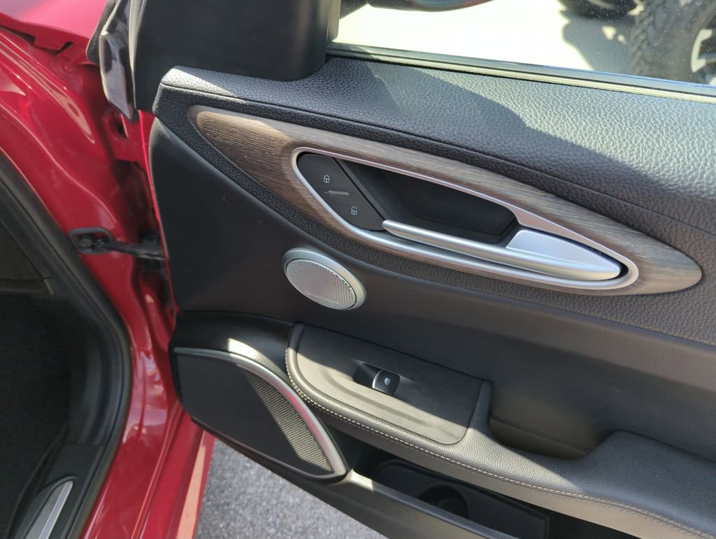 Used 2019 Alfa Romeo Giulia Ti image 33
