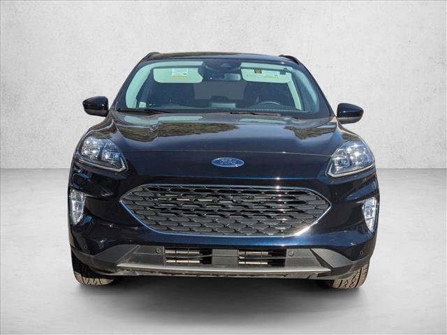 Used 2021 Ford Escape Titanium w/ Class II Trailer Tow Package video 2