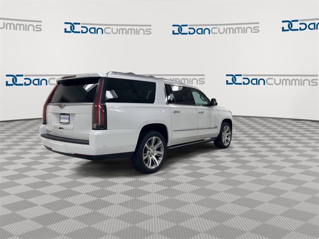 Used 2019 Cadillac Escalade ESV Premium Luxury image 8