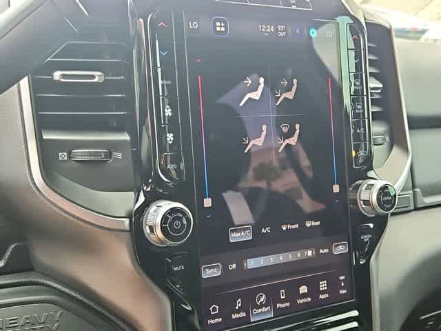 New 2026 RAM 3500 Big Horn AWD/4WD image 31