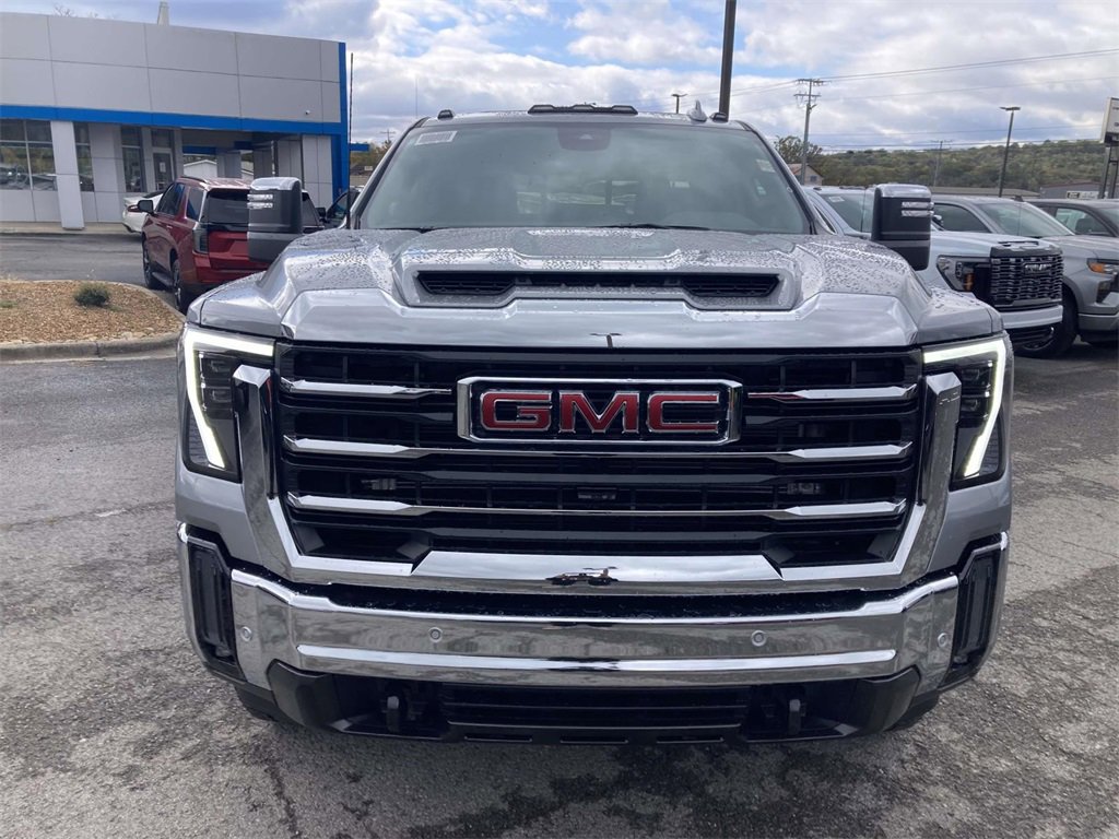 New 2026 GMC Sierra 2500 SLT w/ SLT Convenience Package image 9