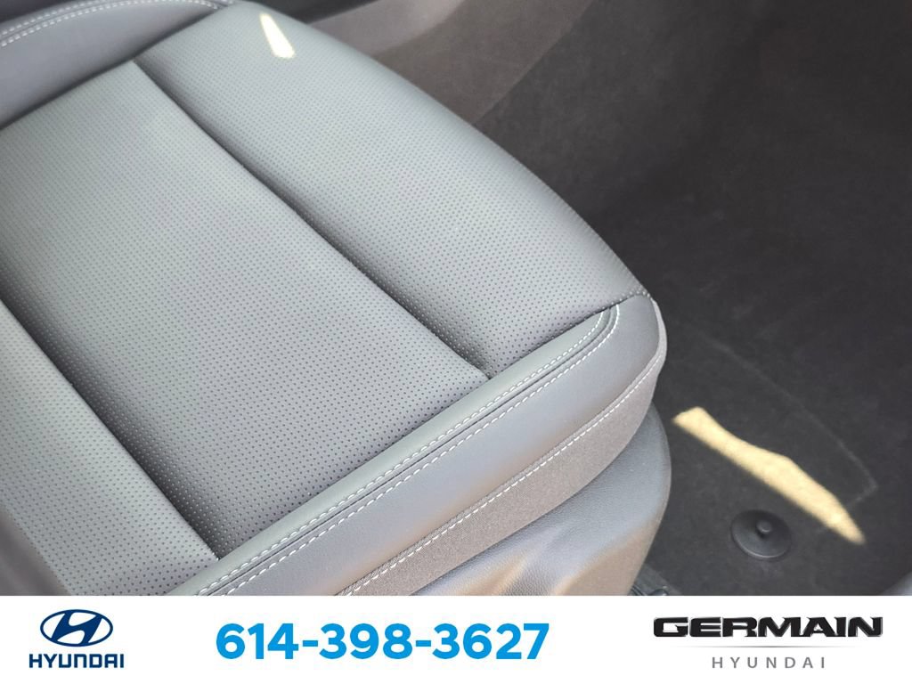 Used 2024 Buick Envision Preferred AWD/4WD image 27