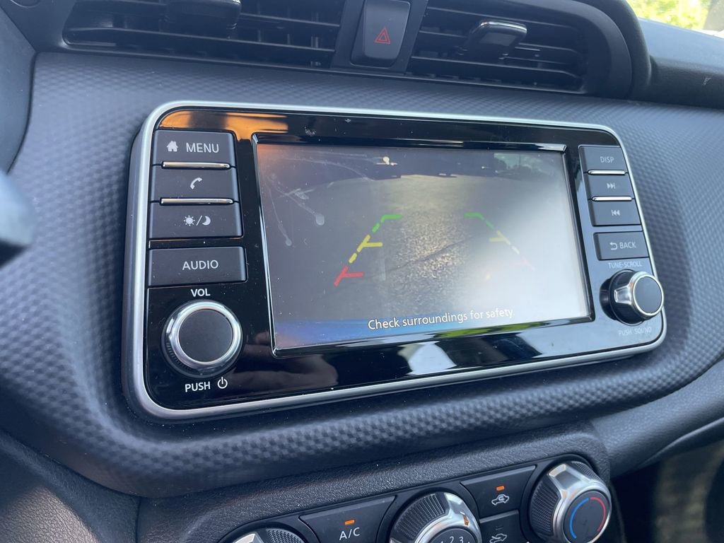 Used 2024 Nissan Kicks S image 12