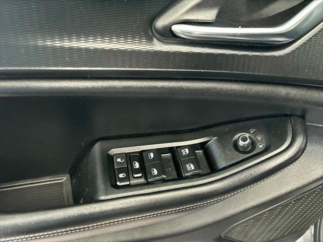 Certified 2024 Jeep Grand Cherokee Altitude AWD/4WD image 9