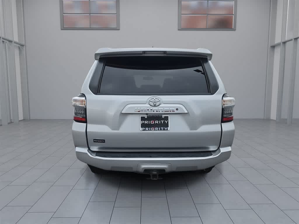 Used 2016 Toyota 4Runner SR5 Premium AWD/4WD image 8