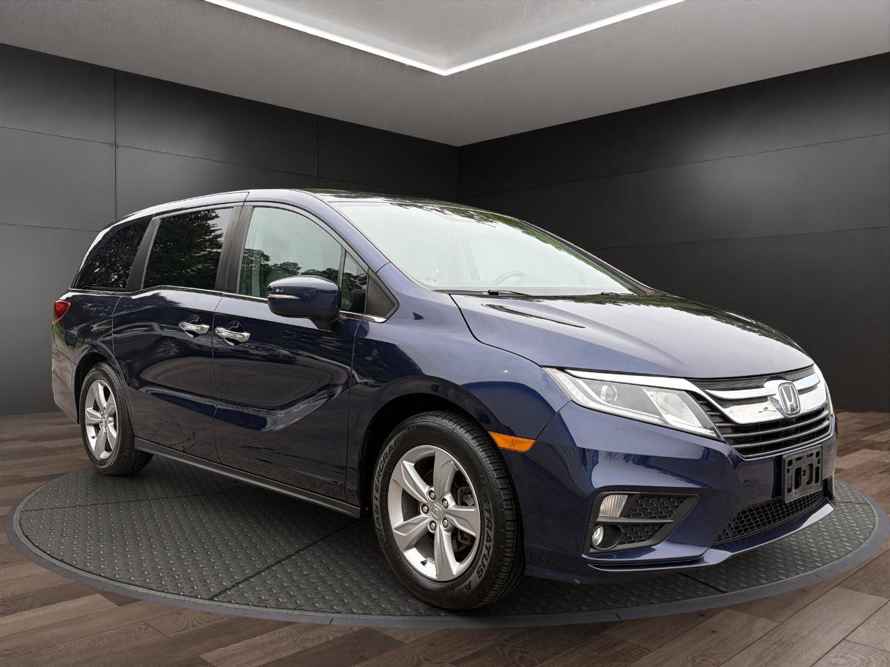 Used 2018 Honda Odyssey EX-L image 2