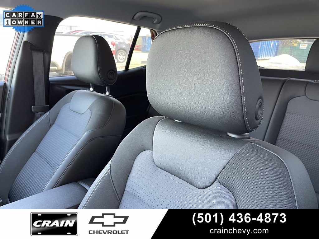 Used 2025 Chevrolet Trax LT w/ LT Convenience Package image 24
