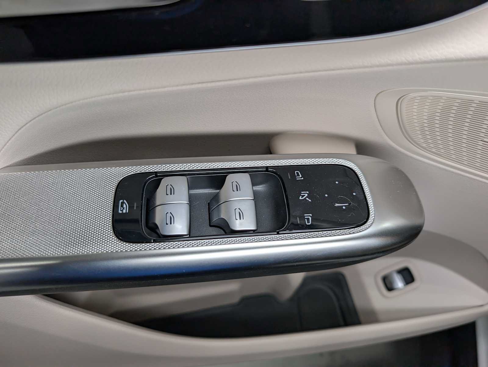 New 2026 Mercedes-Benz GLC 300 4MATIC image 29