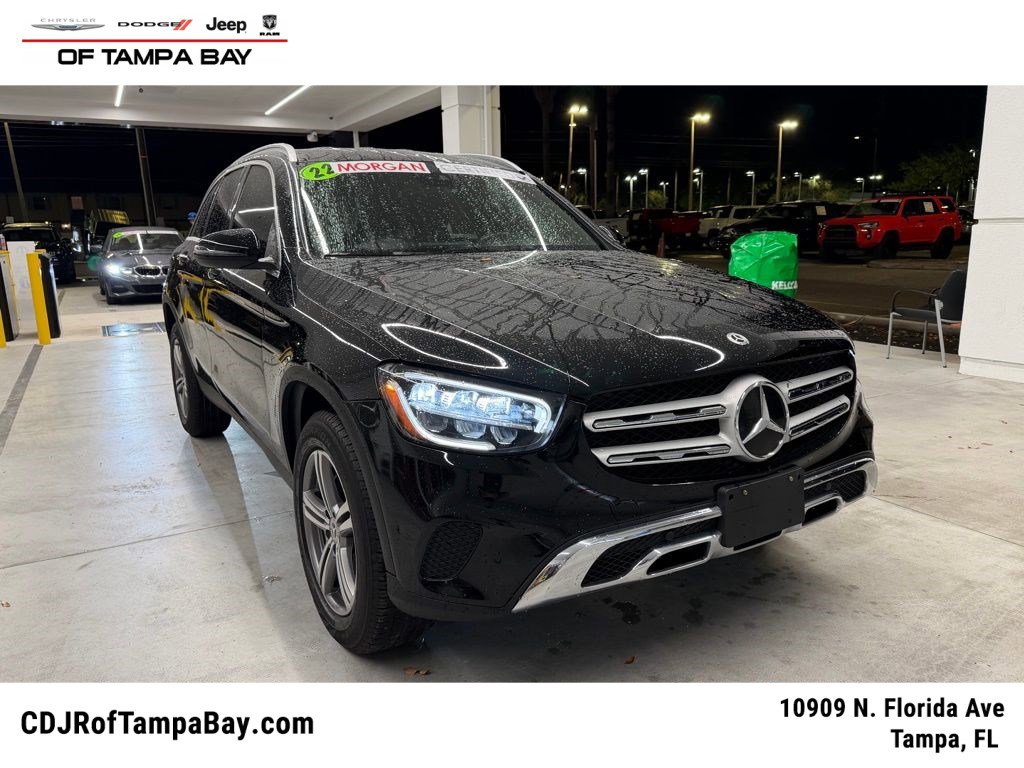 Used 2022 Mercedes-Benz GLC 300 4MATIC image 1