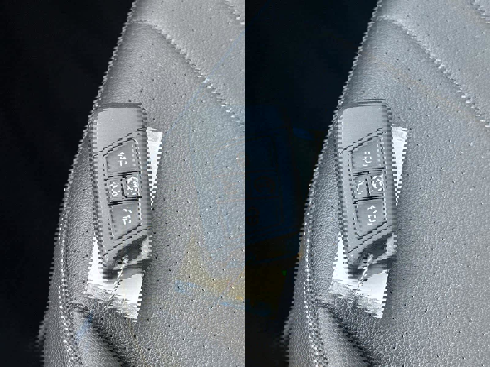 Used 2022 Volkswagen Tiguan SE image 31