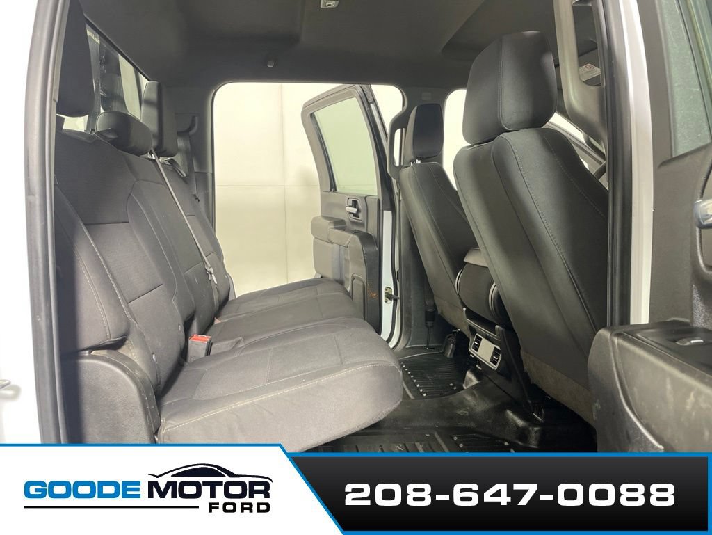 Used 2021 GMC Sierra 3500 4x4 Crew Cab w/ Fleet Convenience Package image 21