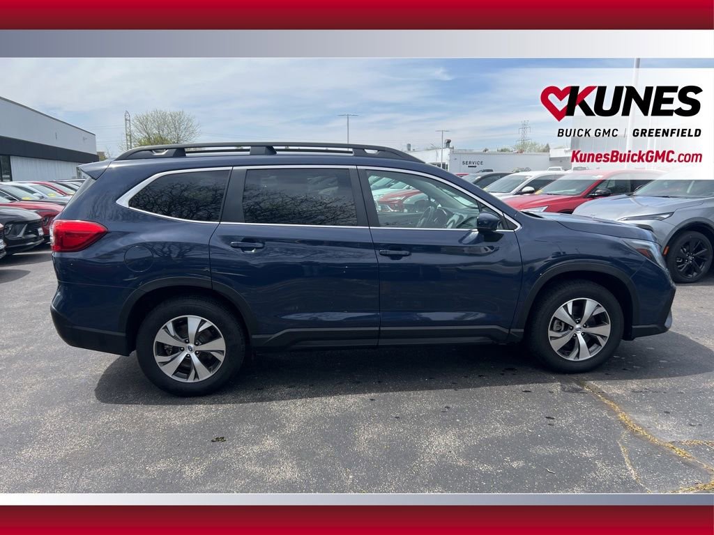 Used 2024 Subaru Ascent Premium w/ Convenience Package AWD/4WD image 4
