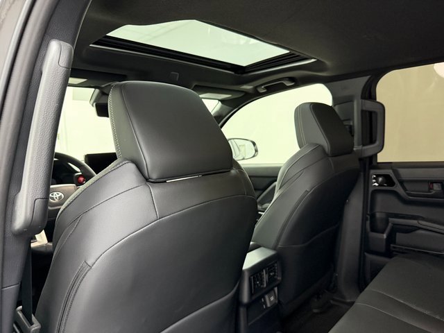 Used 2025 Toyota 4Runner TRD Off-Road Premium image 30