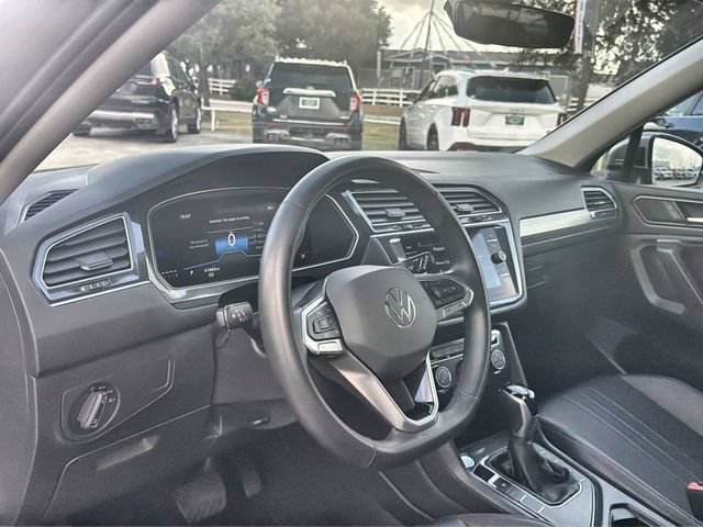 Used 2024 Volkswagen Tiguan SE FWD image 10