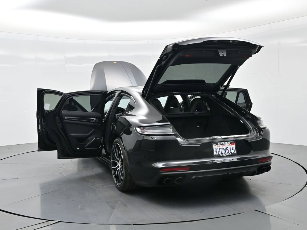 Used 2023 Porsche Panamera Platinum Edition image 43