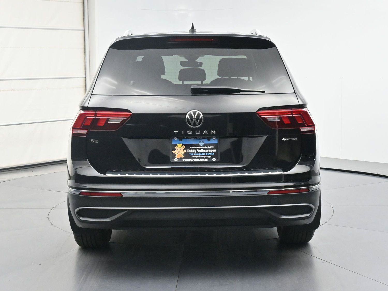 Used 2022 Volkswagen Tiguan SE AWD/4WD image 23