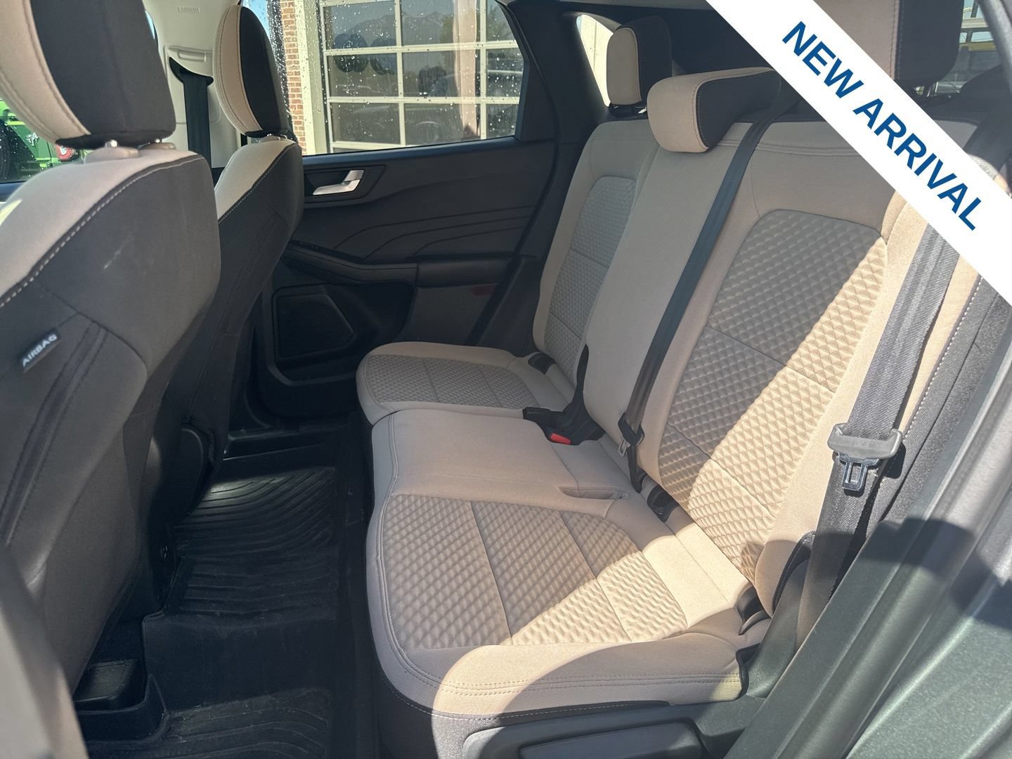 Used 2021 Ford Escape SE FWD image 14