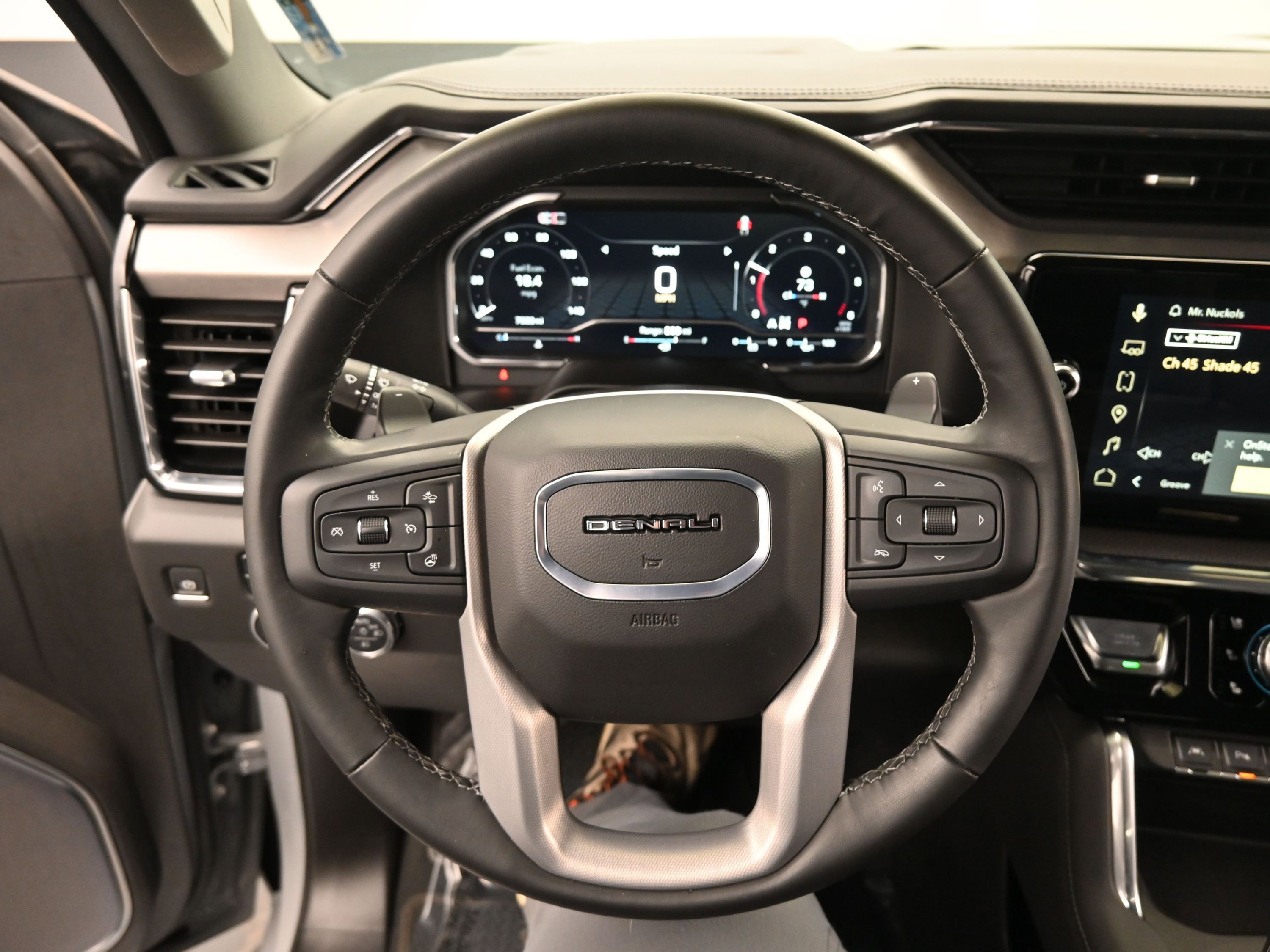 Certified 2025 GMC Sierra 1500 Denali w/ Technology Package image 18