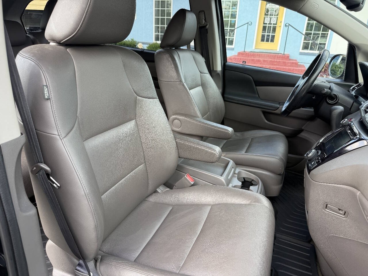 Used 2017 Honda Odyssey EX-L image 29
