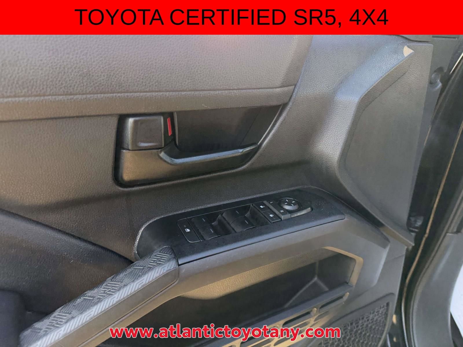Certified 2024 Toyota Tacoma SR5 AWD/4WD image 19